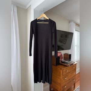 Cable & Gauge Black Long sweater